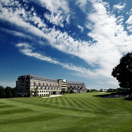 The Celtic Manor Resort Newport  Exterior photo The 18th green at The Heritage Golf Resort & Spa